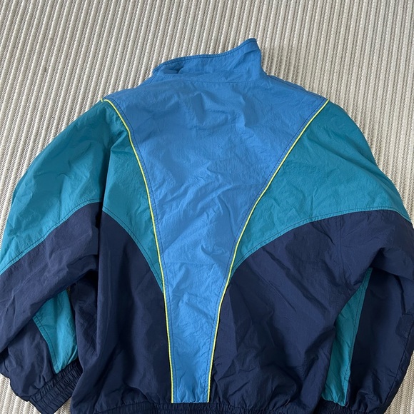Target Retro Windbreaker - Picture 2 of 4